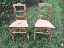 Paraszti szék pár, cseresznye fából. Szép állapotú, felújított.