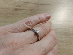 Brilliáns 14K fehér arany szoliter gyűrű