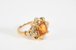 Gyémántokkal  citrinnel 18 karátos arany gyűrű