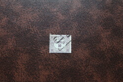 Pecsételt bélyeg 1921/24 Hivatalos 10 K 3-as lyukasztás  Kat: 40 Ft