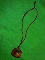 Régi kicsi utazó szuvenír falidísz , AKÁR NYAKLÁNC IS fa festett boros hordó,SOPRON a képek szerint