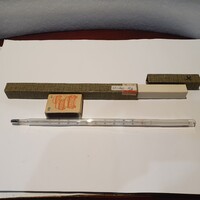 Retro thermometer measuring up to 100°C for rednecks, Kádár style chemistry laboratory