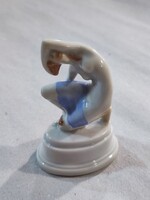 Herendi mini, porcelán  figura. Ritka !!!   6,2 cm magas, első osztályú ,kézifestésű