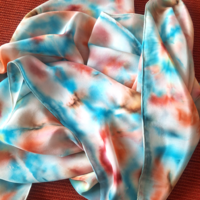 Selyem kendő  kézzel szegett, batikolt, nagy