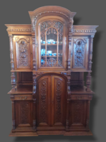 Felújított Neoreneszánsz tálalószekrény