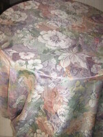 Csodaszép vintage stílusú virágos sötétítő függöny