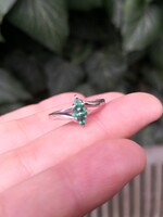 Gyönyörű smaragd köves ezüst gyűrű