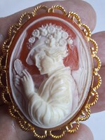 Csoda szép nagyméretű Vintage Kamea bross