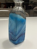 Kézműves, szájjal fújt üveg palack, 26 cm magas