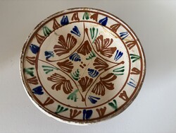 21 cm-es erdélyi (korondi) kézzel festett népi kerámia tál – restaurált