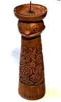 Kőfalvi Gyula által készített figurális gyertyatartó, 20 cm magas