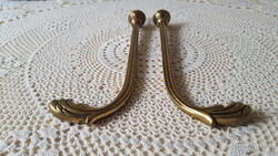 Tömör sárgaréz függönytartó,elkötő pár