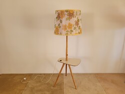 Régi retro Iparművészeti 3 lábú állólámpa lerakó asztallal mid century