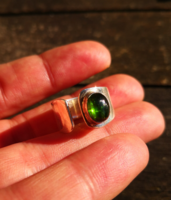 Gyönyörű turmalin köves ezüst gyűrű