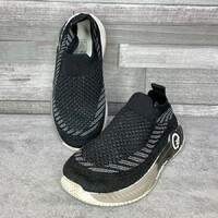 Fekete rugalmas gyerek cipő 33