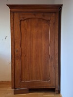 Biedermeier ruhásszekrény