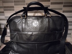 Prémium Massimo Dutti  bőr aktatáska ​Eladó egy hibátlan állapotú, nagy méretű, valódi marhabőr