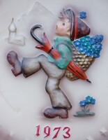 Hummel falitányér 1973 (19 cm) --- MÁZREPEDÉSES, festékhiányos