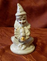 Régi Pierrot porcelán bohóc baba 10,5 cm magas