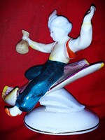 Antik DRASCHE kézzel festett ALADDIN a varázsszőnyegen porcelán figura 14 X 14 cm a képek szerint