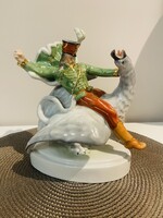 Herendi János Vitéz griffmadáron szobor