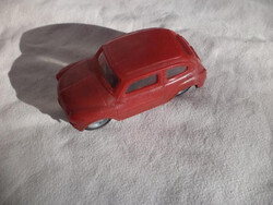 Retro Fiat lendkerekes autó, Lemezárugyár (353)
