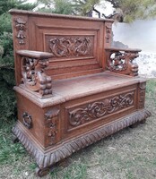 Reneszánsz styl pad, láda. / fafaragás.