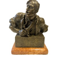 Pankotai Farkas Béla bronz szobor