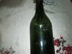 Címeres régi zöld üveg a képeken látható állapotban Több 100 Aukció és Akció a termékeim között