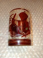 Kézzel festett, bíborpácolt üvegpohár címeres