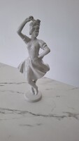 Hollóházi porcelán táncoló női szobor