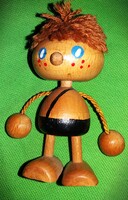Régi CCCP orosz FA játék kislegény CÍMEA BABA JELLEGŰ fabábú fa figura 9 cm állapot a képek szerint