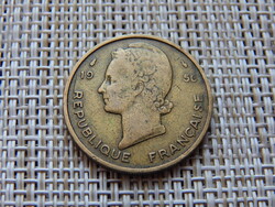 Francia Nyugat Afrika  25 Francs  1956