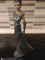 Eladó egy ritka, 1997-es Enesco "Oriental Princess" gyűjtői dísztárgy. Az Art Deco stílusú, elegáns