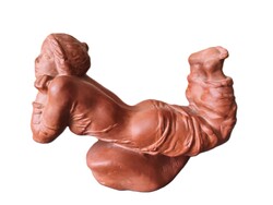 Nagyon ritka, Tóth Valéria / Vali / terrakotta szobor: Hason fekvő lány