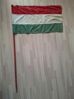 Nagyméretű vintage magyar zászló lobogó piros zászlórúddal 1956