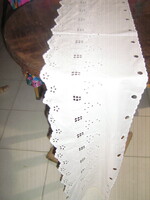 Csodaszép vintage stílusú madeira vitrázs függöny