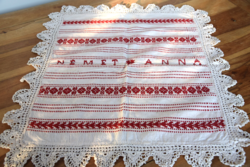 Régi Antik Népi lenvászon len vászon Hagyományőrző terítő asztalterítő horgolt kézi hímzett 69 x 63