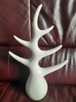 Porcelán gyűrűtartó állvány