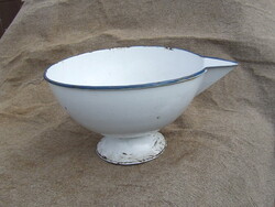 Régi konyhai eszköz zománcozott habüst cukrász habüst