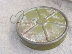 Régi katonai tárgy akna maradvány