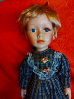 Pocelán baba új jelzett