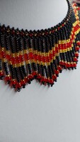 Zengővárkonyi cakkos rojtos gallér (népi iparművész által készített)