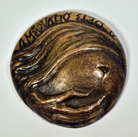 XX. sz. magyar szobrász , bronz plakett : " A MEGVÁLTÓ ELJŐ "