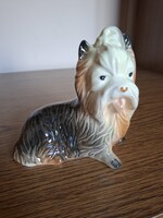 Porcelán kutya. 14 cm. Hibátlan. Jelzett