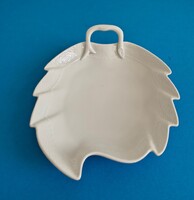Herendi porcelán, festetlen fehér, kínáló tál, levél alakú