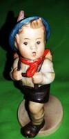 Valóban antik jelzésű talpán dedikált HUMMEL porcelán iskolásfiú figura 16 cm a képek szerint