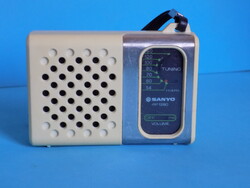 Retro Sanyo RP1250 zsebrádió fehér