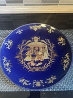 Luxus és Elegancia: 30 cm-es Kobaltkék Porzellan Dísztál  ​Eladásra kínálok egy lenyűgöző szépségű,