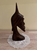 Afrikai keményfa faragott férfi fej szobor.